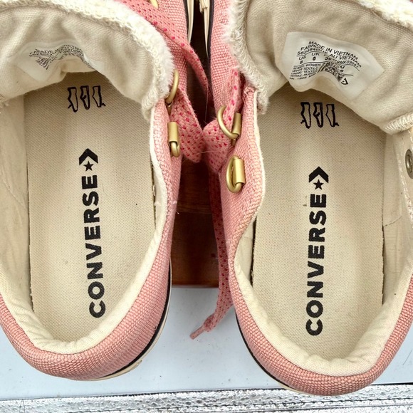Converse Chuck Taylor All Star Madison Pink Sherpa Sneakers 562484C Coquette W 8
